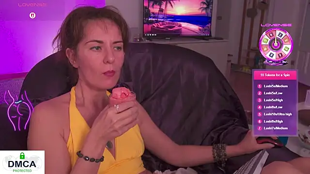 Witch in Silk online show from 23, 9, 2025