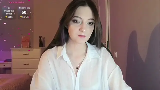 white liillyy online show from 5, 5, 2026