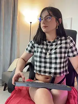 Mia HarperX  online show from 17, 10, 2025