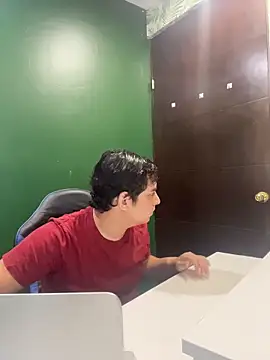 Snapshot of Thiagoforyou chatting on 17, 11, 2025 Thiagoforyou online show from 17, 11, 2025