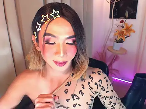 Snapshot of Jane_Bilbeisi chatting on 5, 11, 2025 Jane Bilbeisi online show from 5, 11, 2025