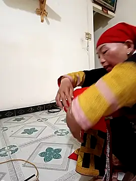 Snapshot of Exembin chatting on 13, 9, 2025 Exembin online show from 13, 9, 2025