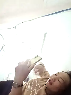 Snapshot of Exembin chatting on 16, 9, 2025 Exembin online show from 16, 9, 2025