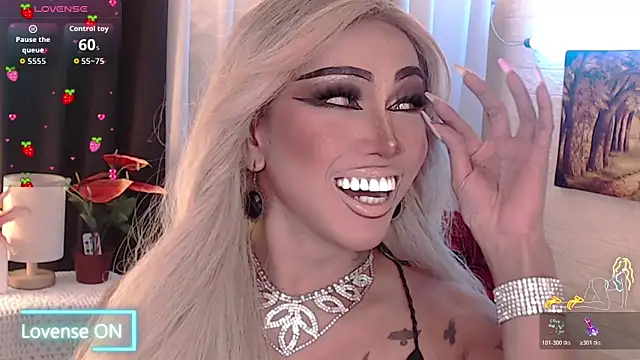 Snapshot of Your_valentina_goddess chatting on 23, 10, 2025 Your valentina goddess online show from 23, 10, 2025