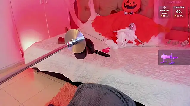 Snapshot of Karol_Pagee chatting on 17, 10, 2025 Karol Pagee online show from 17, 10, 2025