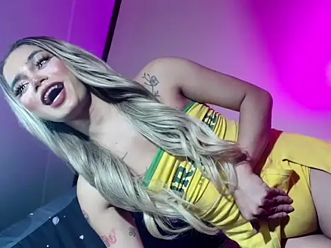hugecockbabe online show from 24, 6, 2026