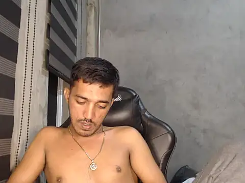 RowyCam online show from 9, 9, 2025