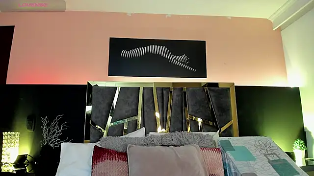 ScarletTorres online show from 7, 1, 2026