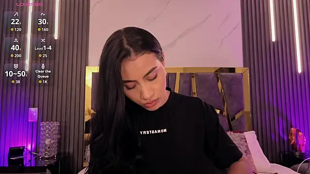 ScarletTorres online show from 28, 4, 2026