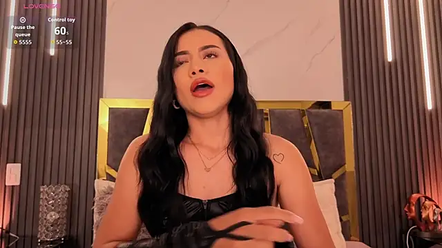 ScarletTorres online show from 8, 5, 2026
