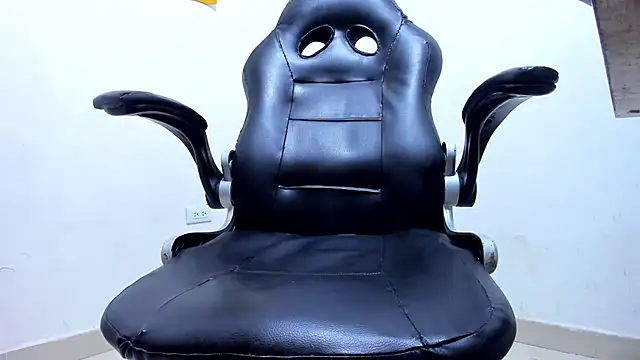 miss bigcockts online show from 18, 7, 2026