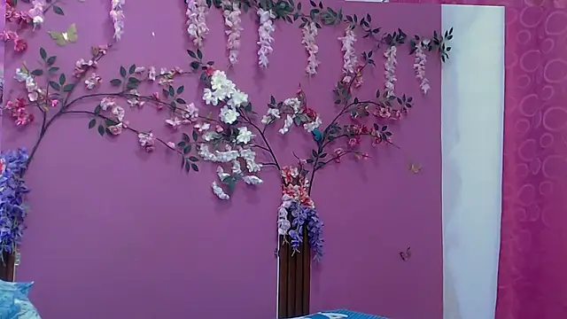 skinnybarbie022 online show from 7, 1, 2026