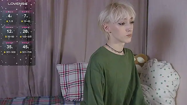 Snapshot of NextVibe_ chatting on 4, 2, 2026 NextVibe online show from 4, 2, 2026