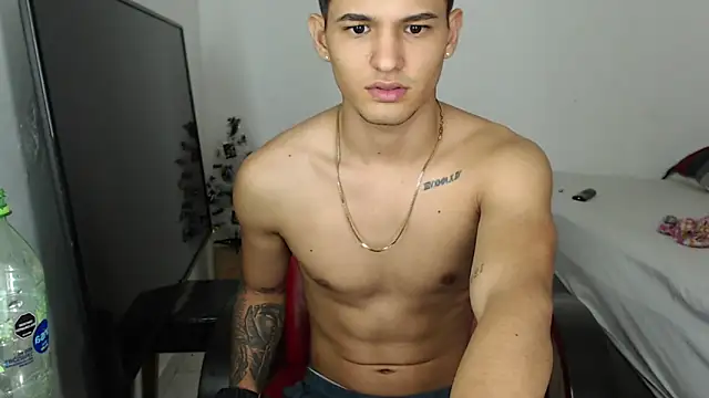 Snapshot of Alex_mojica chatting on 29, 11, 2025 Alex mojica online show from 29, 11, 2025