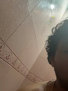 Snapshot of Kira_1413 chatting on 15, 1, 2026 Kira 1413 online show from 15, 1, 2026