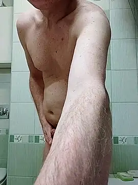 Snapshot of ExhibitPoll chatting on 18, 12, 2025 ExhibitPoll online show from 18, 12, 2025