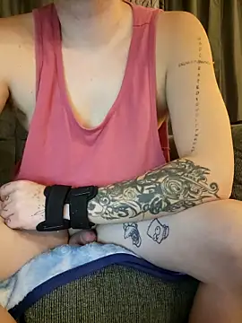 Snapshot of matty244 chatting on 13, 10, 2025 matty244 online show from 13, 10, 2025