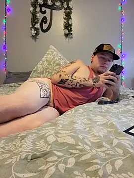 Snapshot of matty244 chatting on 18, 10, 2025 matty244 online show from 18, 10, 2025