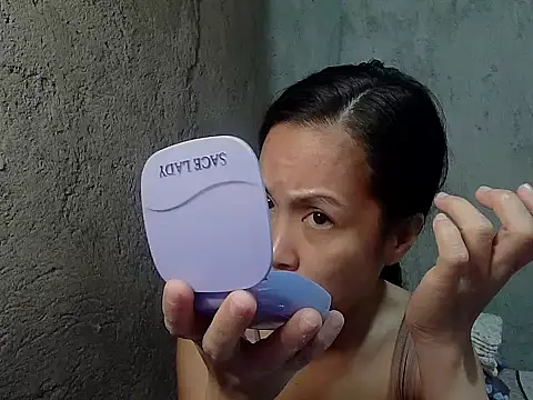 Snapshot of janelovely18 chatting on 2, 4, 2026 janelovely18 online show from 2, 4, 2026