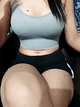 Snapshot of Your_Rubina chatting on 2, 11, 2025 Your Rubina online show from 2, 11, 2025