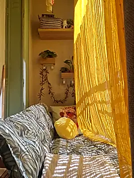 Snapshot of Mila_Luciphya chatting on 6, 5, 2026 Mila Luciphya online show from 6, 5, 2026