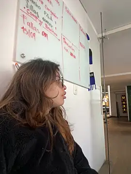 Snapshot of Isabela_Colins chatting on 17, 9, 2025 Isabela Colins online show from 17, 9, 2025