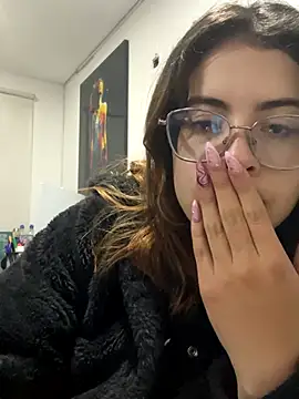 Snapshot of Isabela_Colins chatting on 20, 9, 2025 Isabela Colins online show from 20, 9, 2025