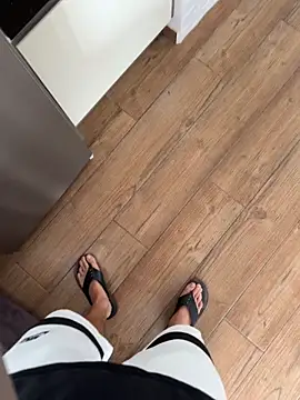 Manu97k online show from 18, 12, 2025