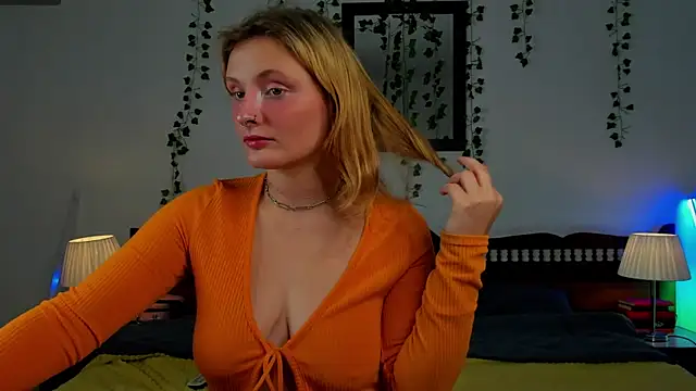 Ariana Spring online show from 11, 9, 2025