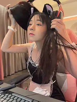 Snapshot of shishi0688 chatting on 29, 7, 2026 shishi0688 online show from 29, 7, 2026