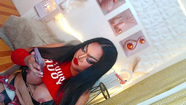 Lilly-lou online show from 4, 5, 2026