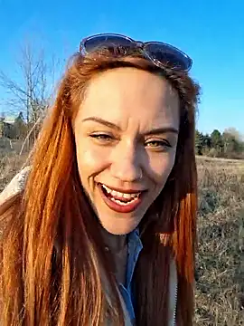 SlimBellaa online show from 18, 3, 2026