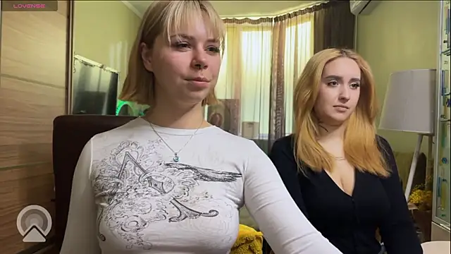 xxx sandra  online show from 12, 3, 2026