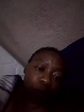 Snapshot of sexyhotchic93 chatting on 13, 10, 2025 sexyhotchic93 online show from 13, 10, 2025