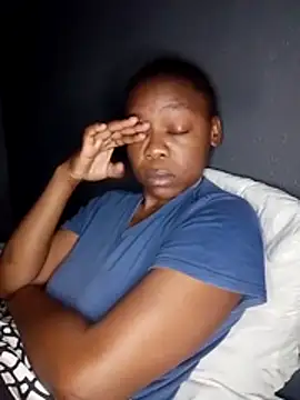 Snapshot of sexyhotchic93 chatting on 28, 10, 2025 sexyhotchic93 online show from 28, 10, 2025