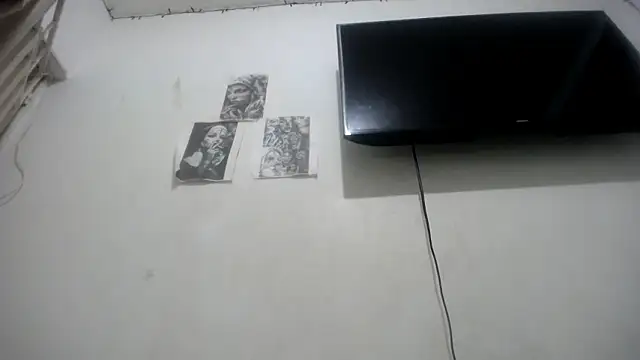 Foxy Lovex online show from 4, 2, 2026