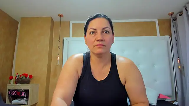 Heidy milf online show from 5, 8, 2026