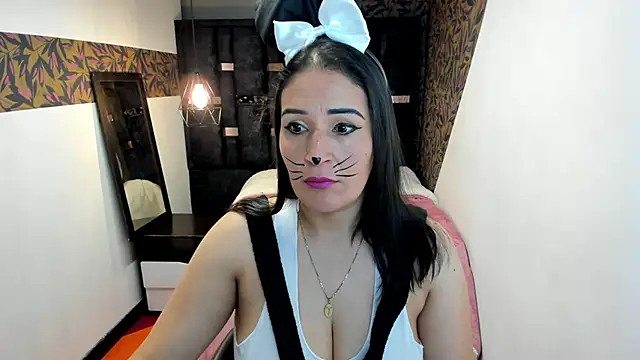 Barbara fox   online show from 31, 10, 2025