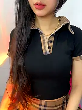 Snapshot of Sexlove_bb chatting on 7, 11, 2025 Sexlove bb online show from 7, 11, 2025