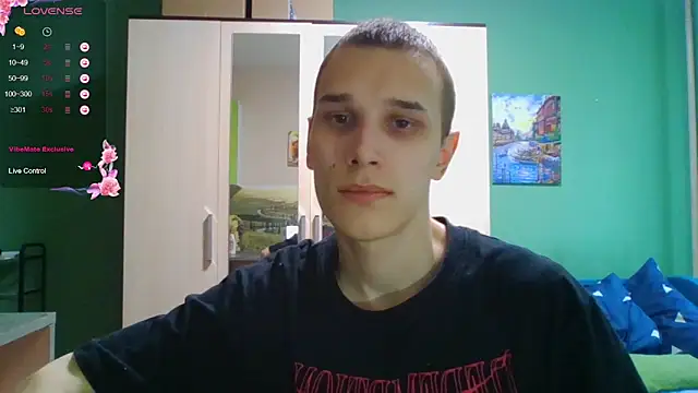 Snapshot of your___honeyy chatting on 4, 4, 2026 your honeyy online show from 4, 4, 2026