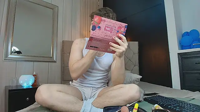 TaylerWhite online show from 11, 9, 2025