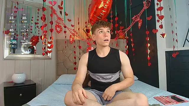 TaylerWhite online show from 25, 9, 2025