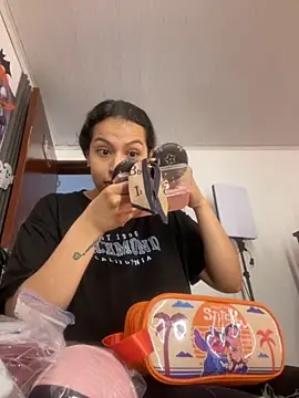 Snapshot of Mia_garcia28 chatting on 23, 10, 2025 Mia garcia28 online show from 23, 10, 2025