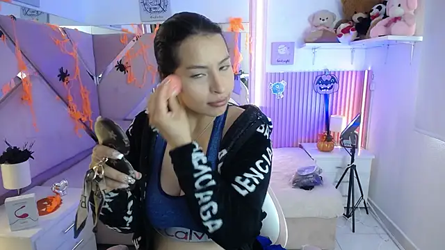 Snapshot of Mia_garcia28 chatting on 24, 10, 2025 Mia garcia28 online show from 24, 10, 2025