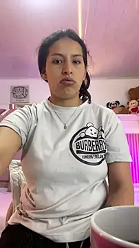 Mia garcia28 online show from 19, 3, 2026