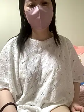 Snapshot of yumeno_rino chatting on 10, 9, 2025 yumeno rino online show from 10, 9, 2025