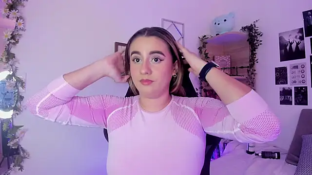 Lana Herondale online show from 18, 9, 2025