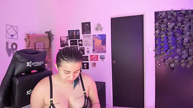 Lana Herondale online show from 23, 11, 2025