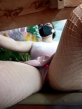 Bonnie-2k online show from 1, 11, 2025