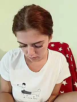 Snapshot of LadyNora chatting on 22, 9, 2025 LadyNora online show from 22, 9, 2025